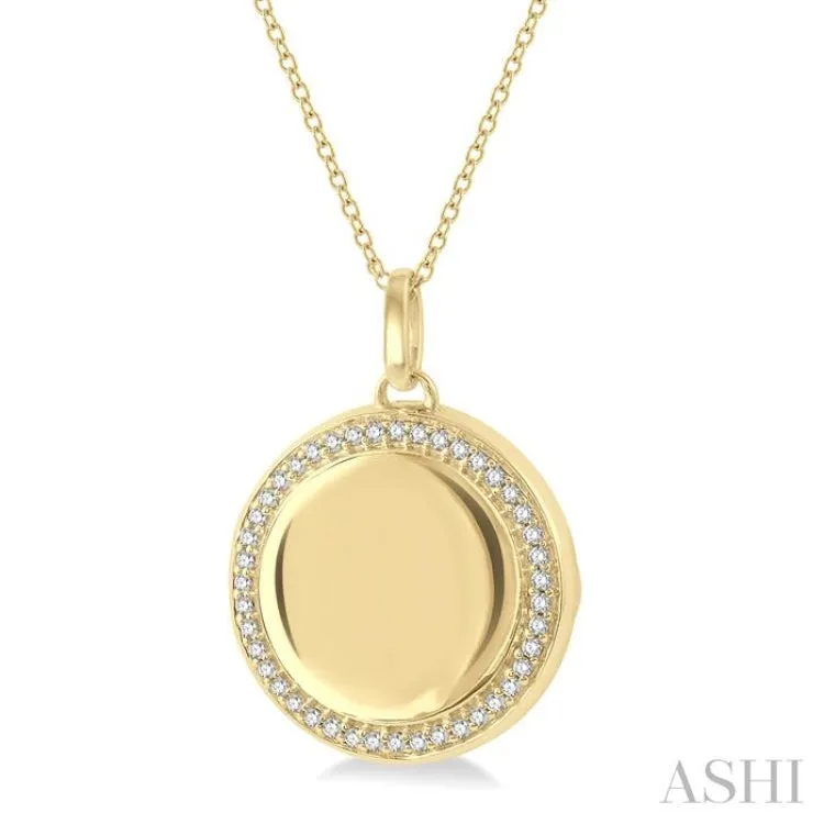 1/4 Ctw Round Cut Diamond Circle Locket Pendant With Chain in 10K Yellow Gold