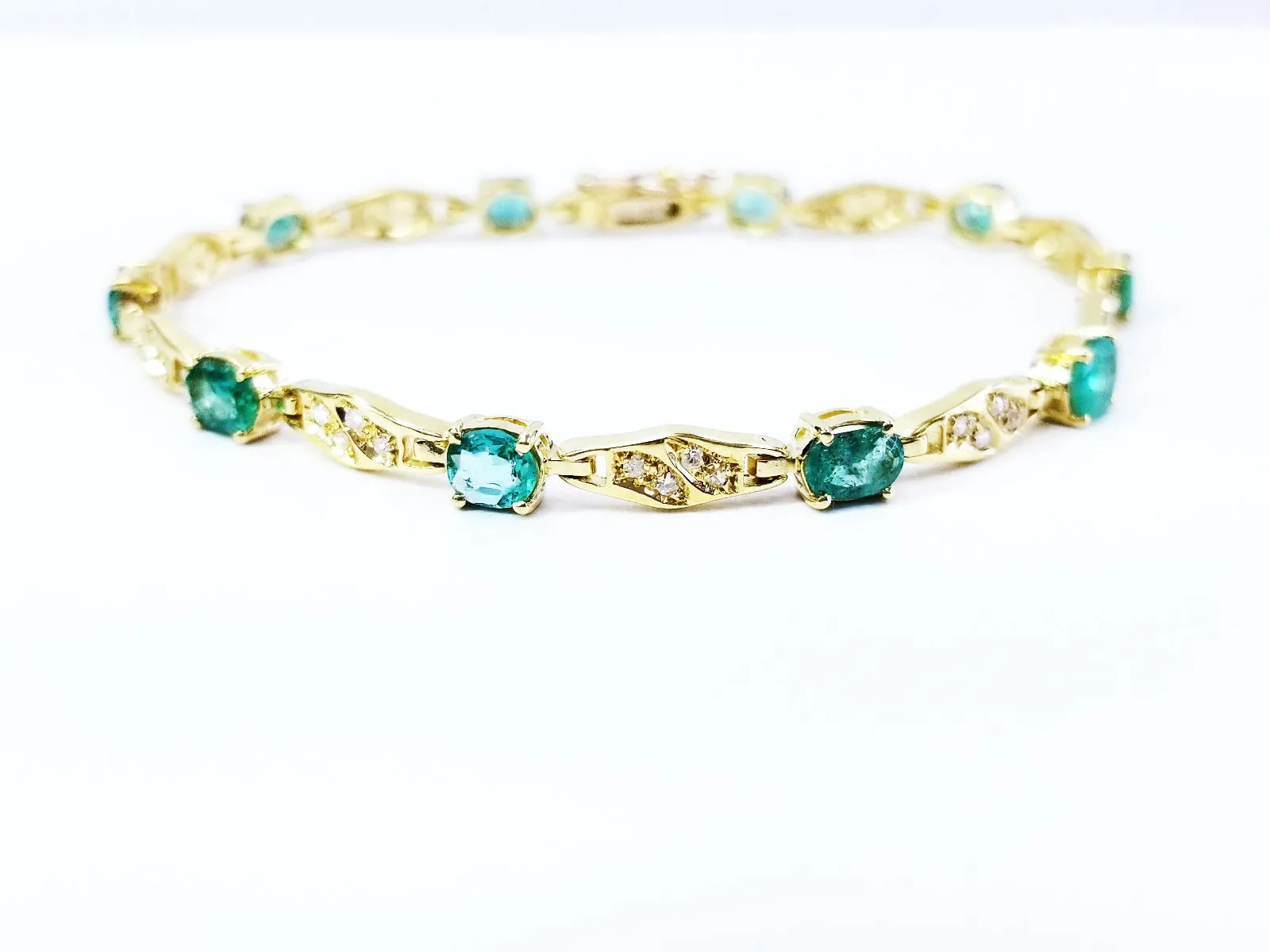 2.50CT Bracelet 18k Yellow Gold Certified Natural Beryl Green Emerald Diamonds