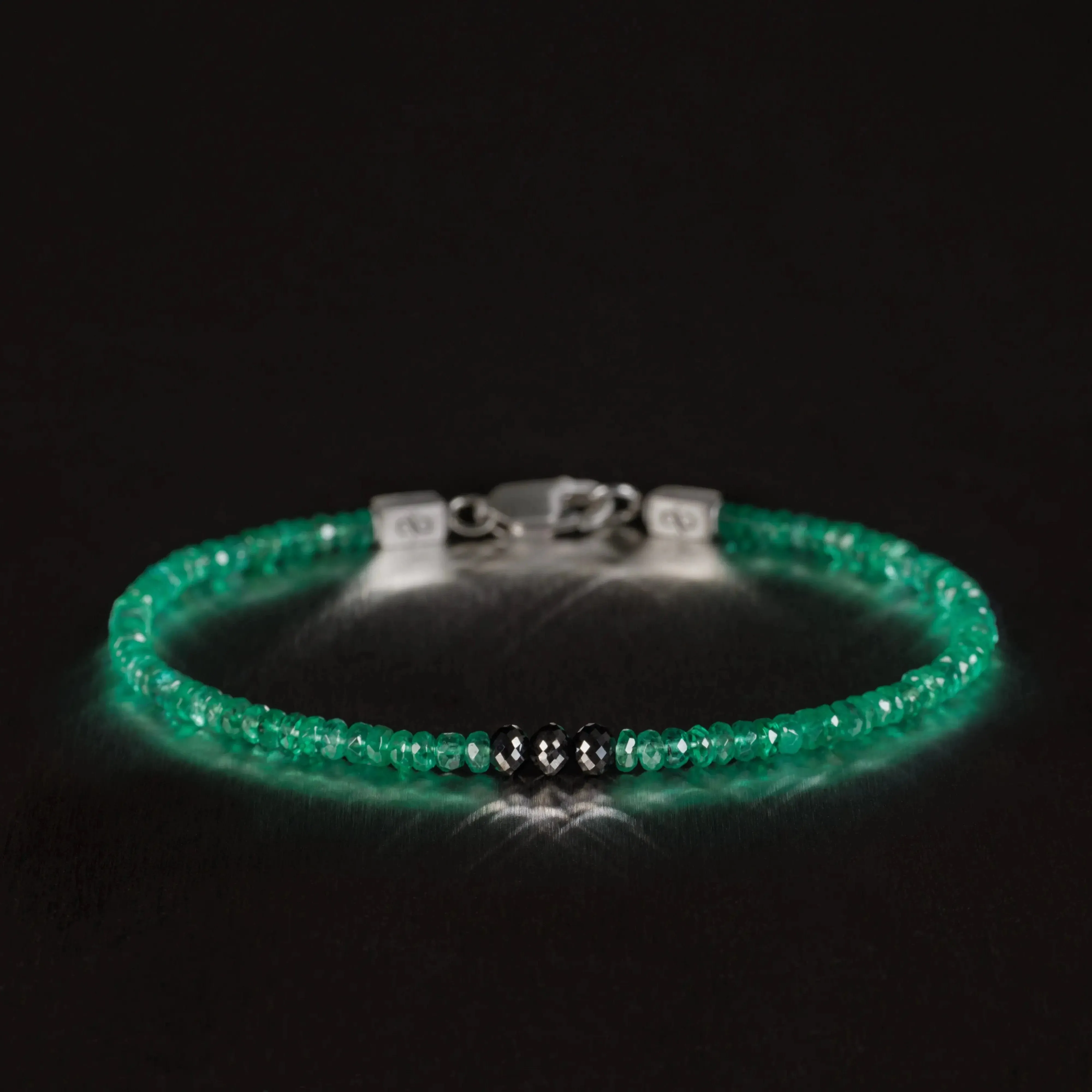 Black Diamond - Emerald Bracelet II (3-4mm)