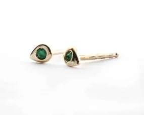 Emerald 14k Yellow Gold Teardrop Stud Earrings