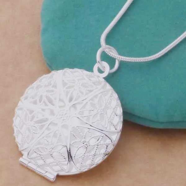 LightningStore Round Locket Necklace