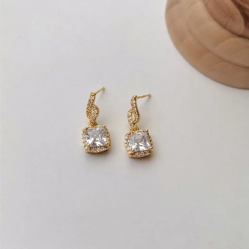 New Square White Zircon Stud Earrings for Women Personality Fashion Daily Wear Accessories Party Jewelry Gift