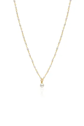 Ophelia: Classic Pearl Necklace