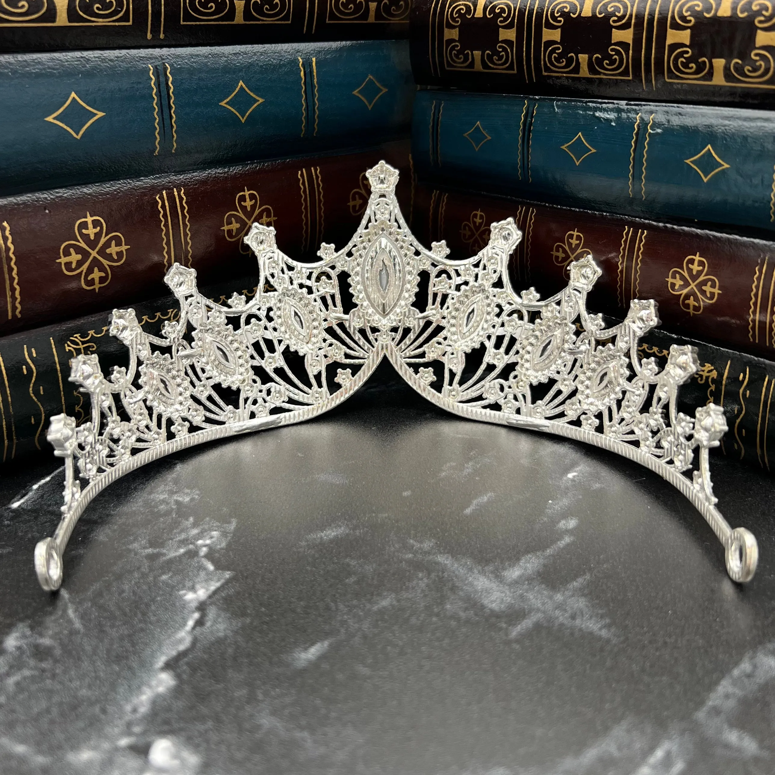 Regina's Tiara in Silver