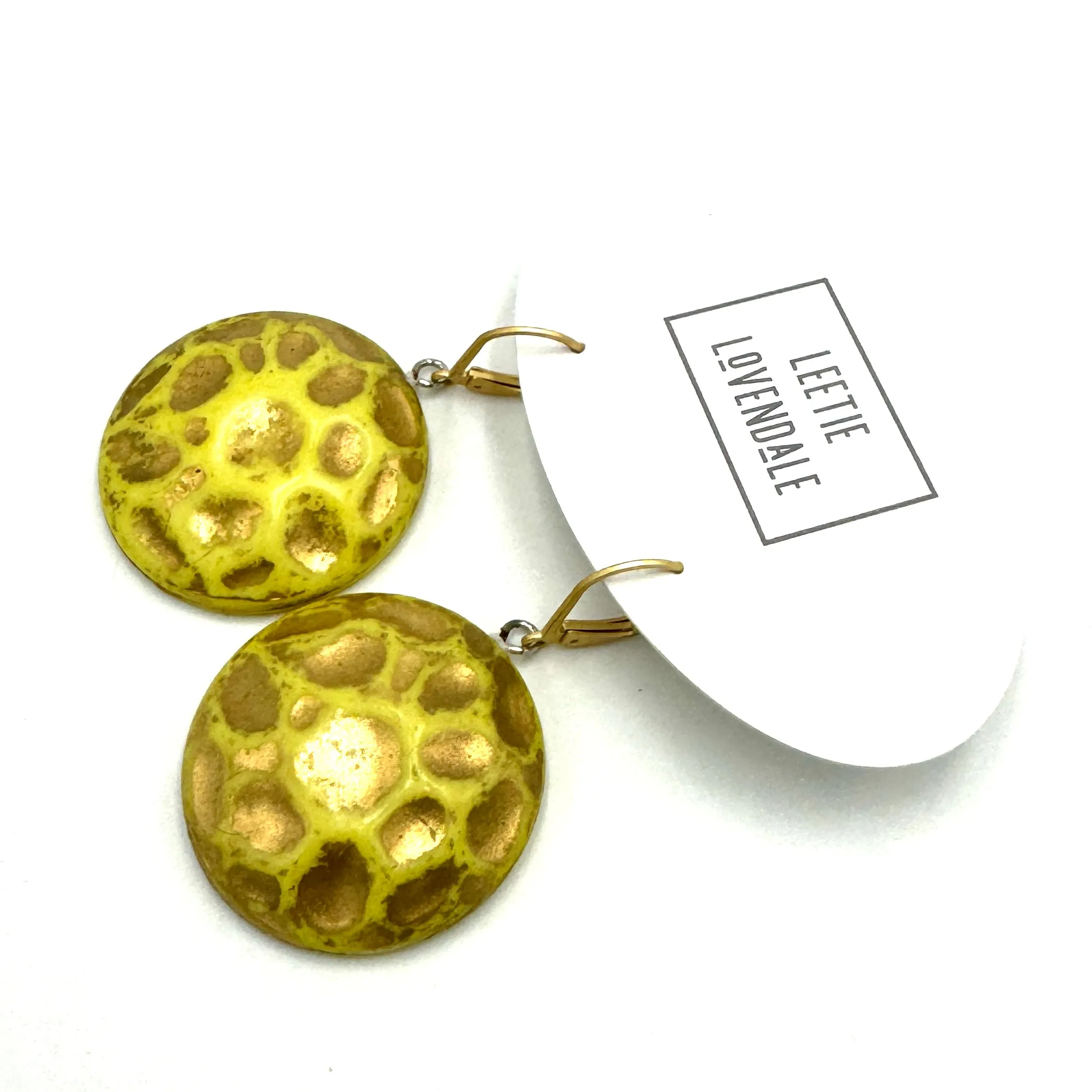 Shabby Moon Rock Retro Earrings