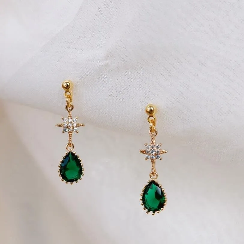 Vienna S925 Silver Earrings w. Emerald Green & Shining Star Gems | Vintage Inspired