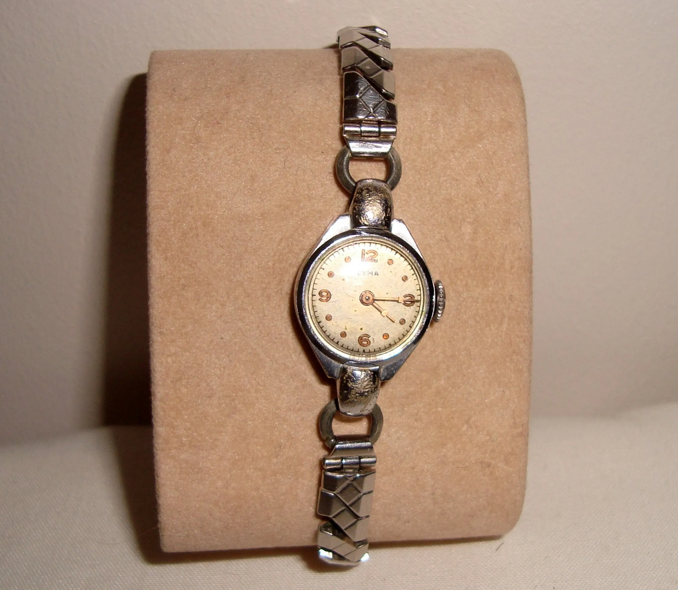 Vintage Cyma Ladies Watch Stainless Steel